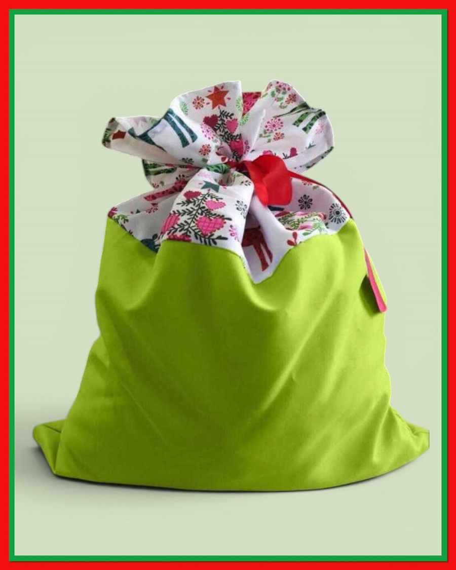 Green Treat Santa Sack